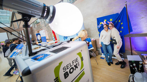 Informationsstand des Europanetzwerks Hey, Europe! Festival am 24.09.2022 in Hanau