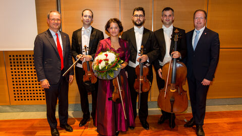 9. Europäischer Salon mit Österreich Ehrengäste der Veranstaltung und die Künster des Auner Quartetts
