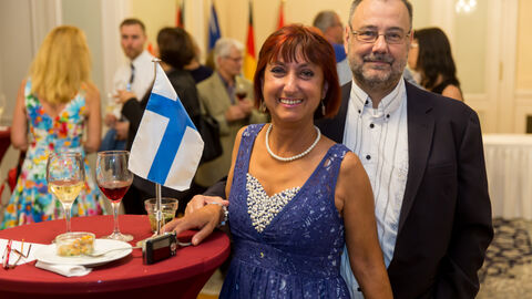 11. Europäischer Salon mit Finnland am 16.08.2019 Unterhaltende Gäste im Rahmen des Stehempfangs