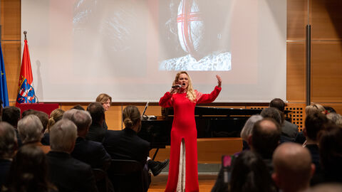 17. Europäischer Salon mit der Ukraine am 17. März 2023 Ukrainischen Künstlerinnen Katia Shostak, Olena Romaniv, Naina Doroshenko, Oleksandra Chekalenko sowie Ninel Menshchikova