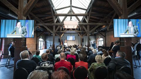 Gäste des Europaempfangs 2023 im Güterbahnhof Bad Homburg