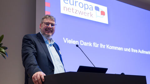 Vorstellung der Aktivitäten des Hessischen Landeszentrale für politische Bildung, Daniel Baumgärtner. ng auf die Europawahl 2024 Vorstellung der Aktivitäten des Hessischen Landeszentrale für politische Bildung, Daniel Baumgärtner.