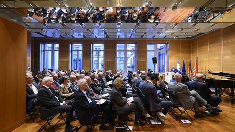 Publikum während des Programms des 19. Europäischen Salons