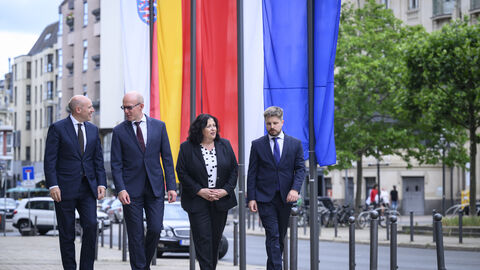 Europaminister Manfred Pentz, Generalkonsul Marek Głuszko, Europastaatssekretärin Karin Müller und Vizekonsul Bartłomiej Książek Europaminister Manfred Pentz, Generalkonsul Marek Głuszko, Europastaatssekretärin Karin Müller und Vizekonsul Bartłomiej Książek