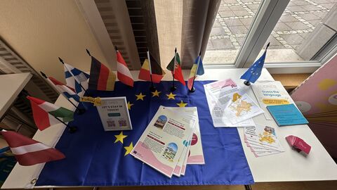 Informationen zu EUDRES beim Markt der Möglichkeiten Tisch mit Informationen zu EUDRES beim Markt der Möglichkeiten